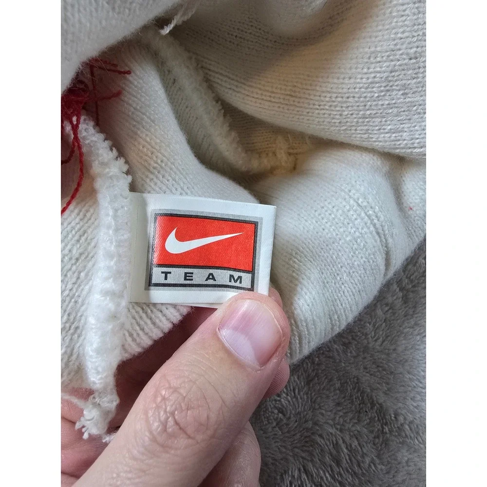 Nike Team Nebraska Cornhuskers Beanie Hat Red White Pom Knit Cuffed OSFA‎